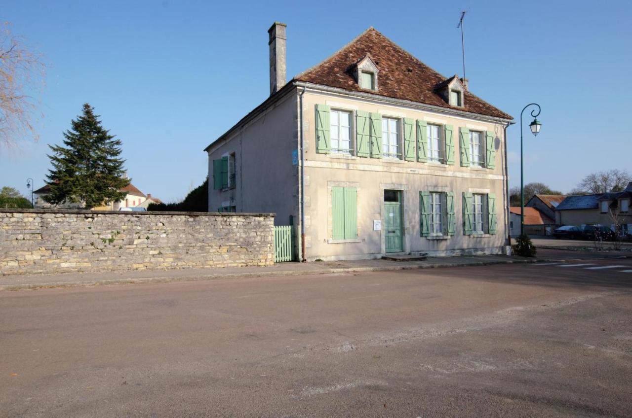 Gite Communal 149 Sainpuits Eksteriør bilde